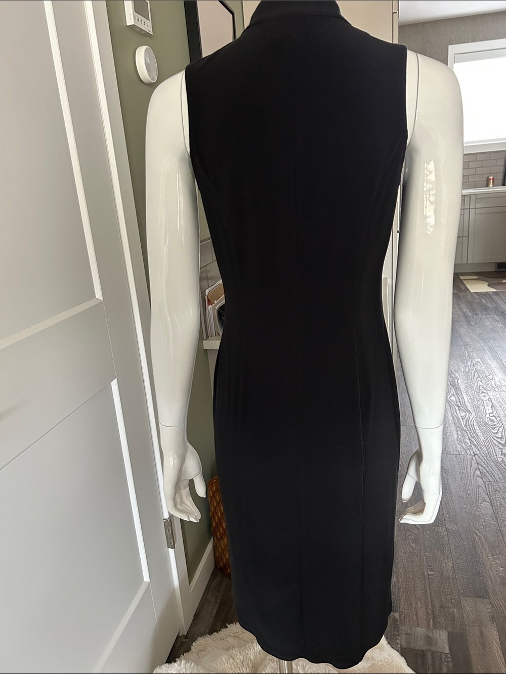 Tristan & Iseut Black High-Fashion Zip-Front Dress | S–M - Picture 9 of 15